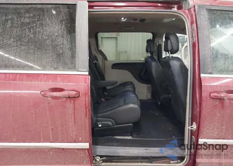 2012 Chrysler Town & Country Touring z USA, uszkodzony, nr VIN 2C4RC1BG7CR186421